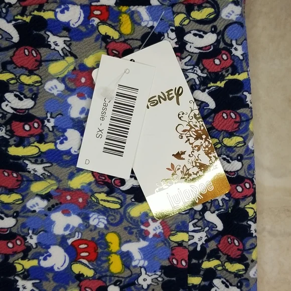 LuLaRoe Cassie Disney XS textured pencil skirt Mickey mouse red white & blue - Picture 2 of 7